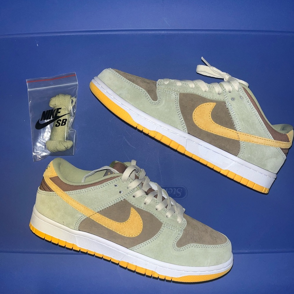 Nike Dunk Olive
